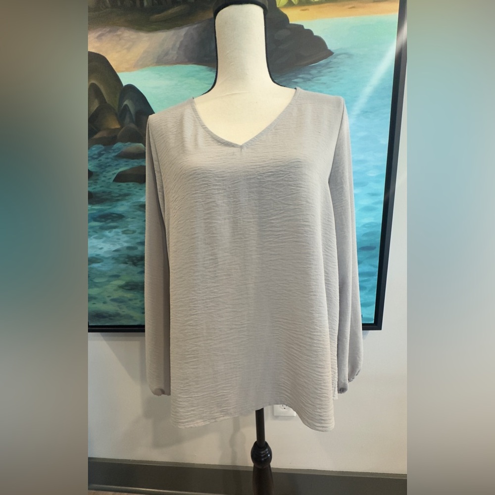 Relaxed Ribbed Gray Long Sleeve Blouse